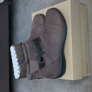 Clarks booties